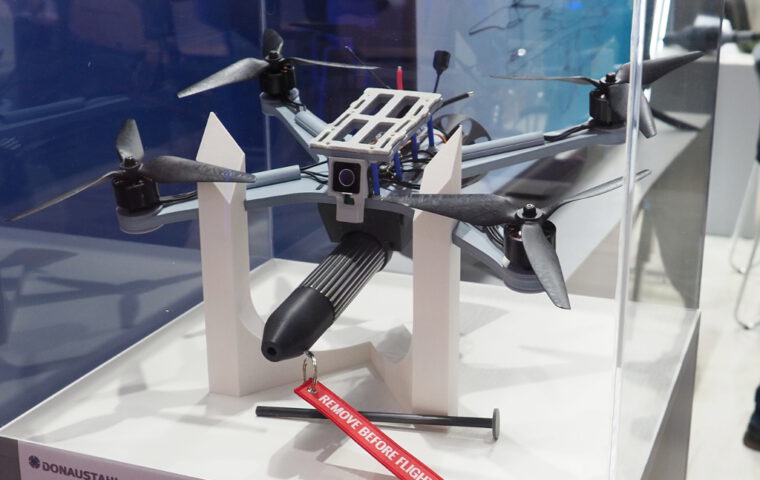 Donaustahl MAUS DS-M-V1A1 auf der ILA 2024; Archivaufnahme des unbemannten Systems.