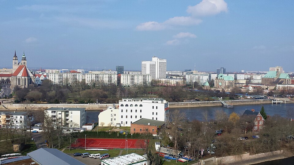 Blick über die nördliche Innenstadt von Magdeburg.
